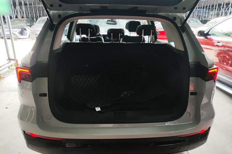 Used Ford Equator Sport 2025 EcoBoost 170 Platinum Edition Trunk