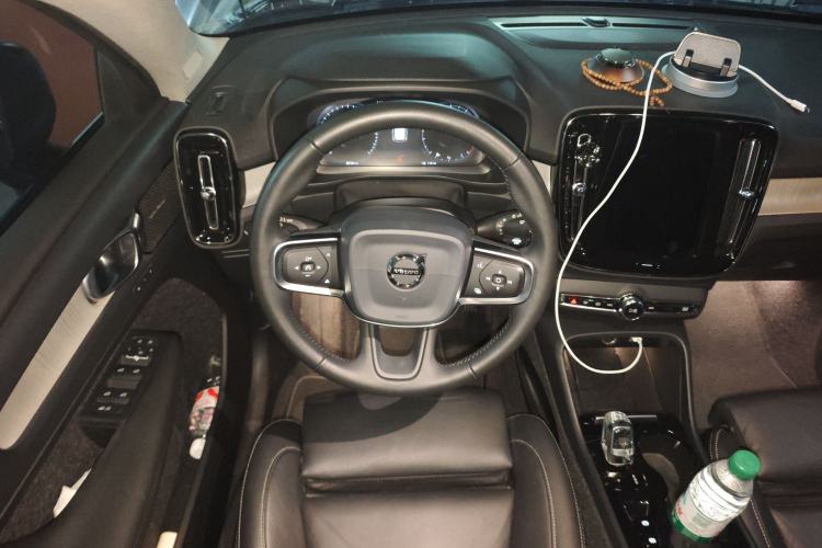 Used Volvo XC40 2020 T4 4x4 Zhiya Luxury Edition
