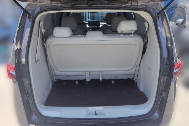 Used Buick GL8 2022 Land Business Class 652T Smart Deluxe Model