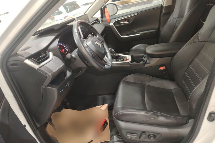 Used Toyota Wildlander 2021 2.0L CVT Two-Wheel Drive Luxury Edition