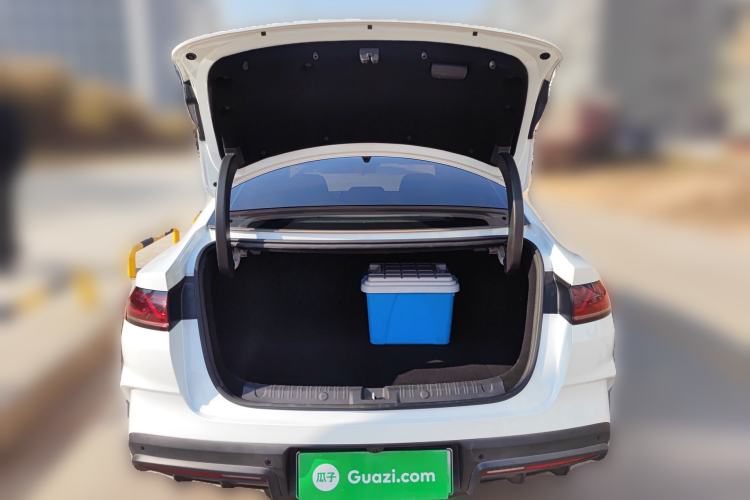 Used BYD Qin L 2025 DM-i Smart Drive 80KM Leading Model
