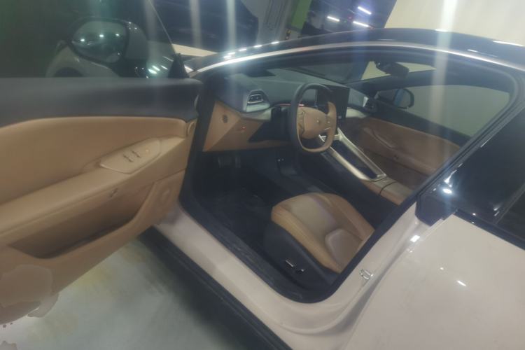 Used ARCFOX Alpha S5 2024 560MAX 185kW Driver Seat