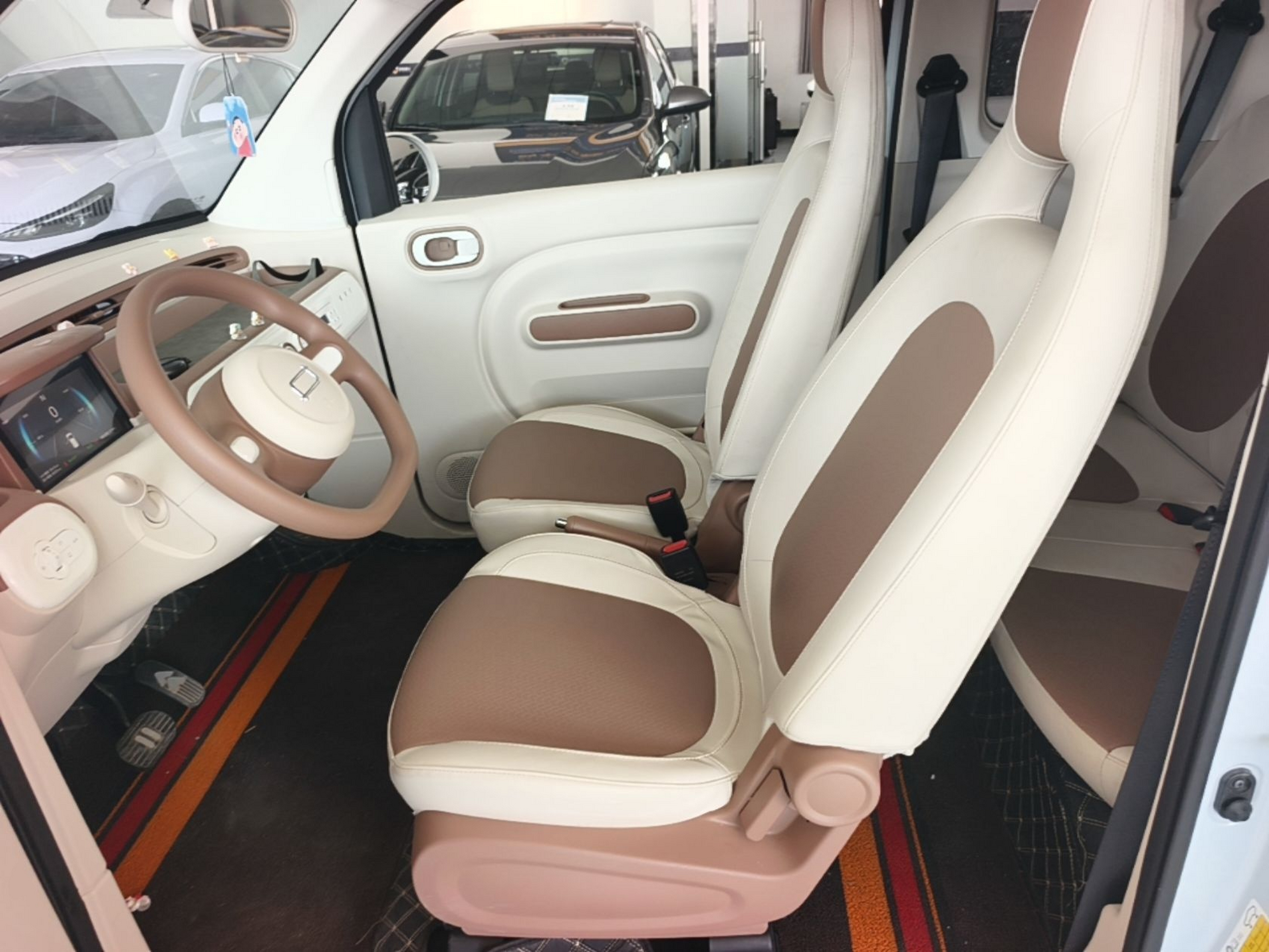 Interior delantero
