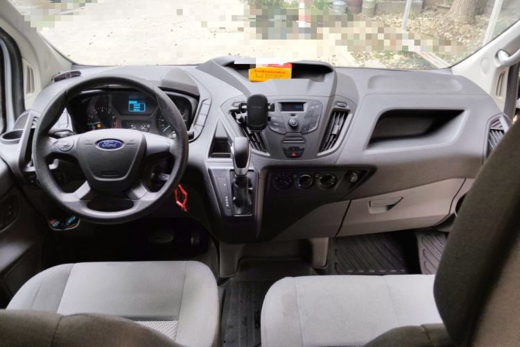 Used Ford Transit 2019 2.0T Gasoline Automatic Multi-Function Commercial Vehicle Short Wheelbase Low Roof 6-Seater China VI Standard
