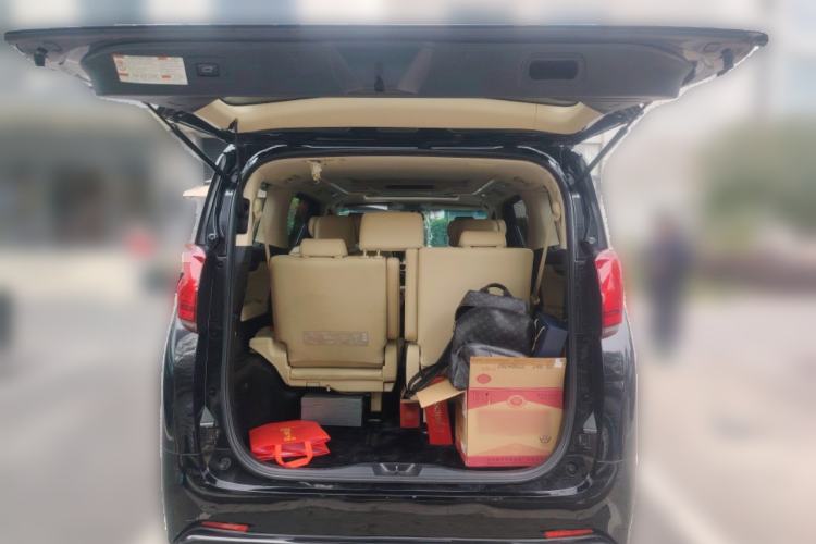 Used Toyota Alphard 2015 3.5L Luxury Edition