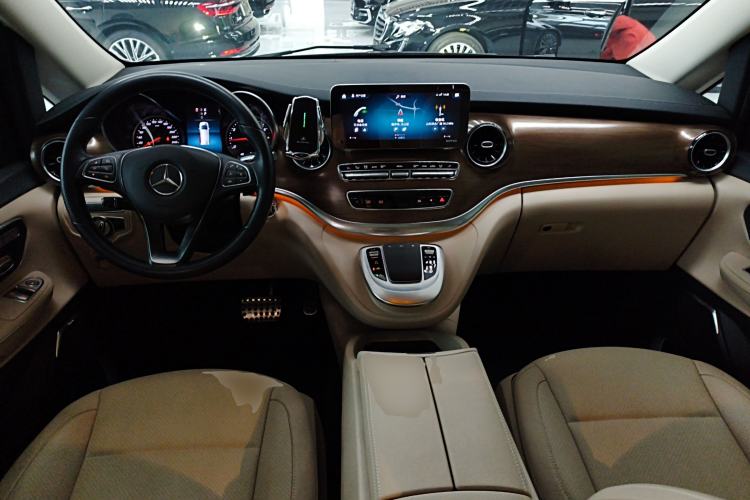 Used Mercedes-Benz V-Class 2020 V 260 L Long-wheelbase Luxury Edition