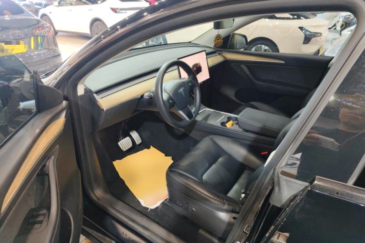 Used Tesla Model Y 2022 Performance High-Performance All-Wheel-Drive Version
