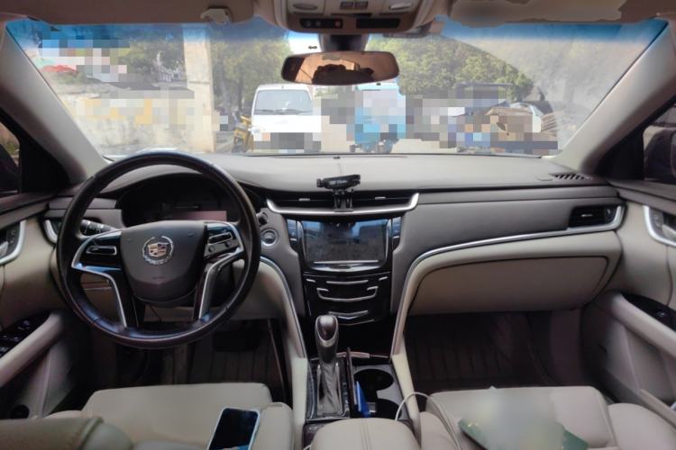 Used Cadillac XTS 2015 28T Comfort Model Interior 2