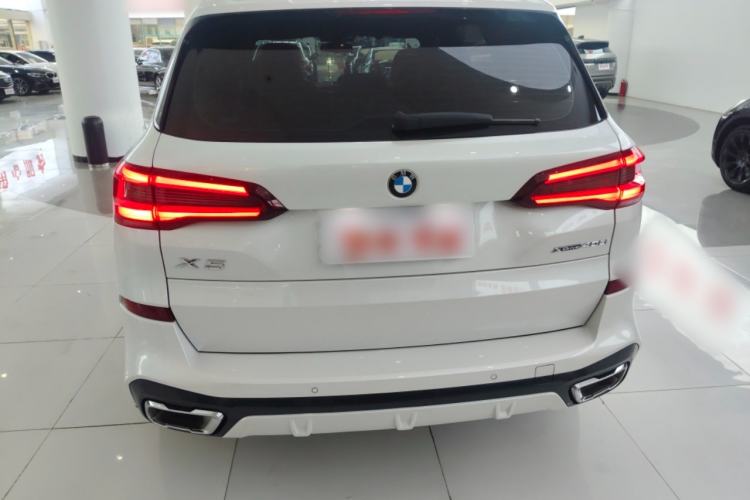 Used BMW X5 2022 xDrive 40Li Luxury Edition M Sport Package Rear