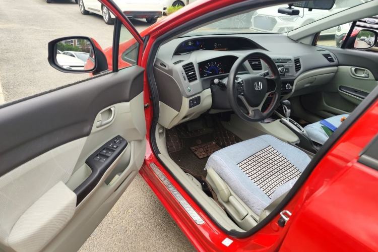 Used Honda Civic 2012 1.8L automatic comfort version

