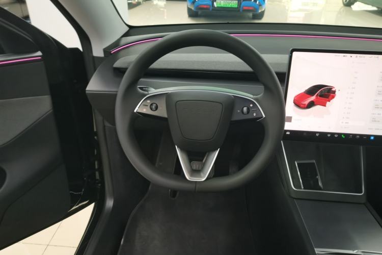 Used Tesla Model Y 2025 Rear-Wheel-Drive Version