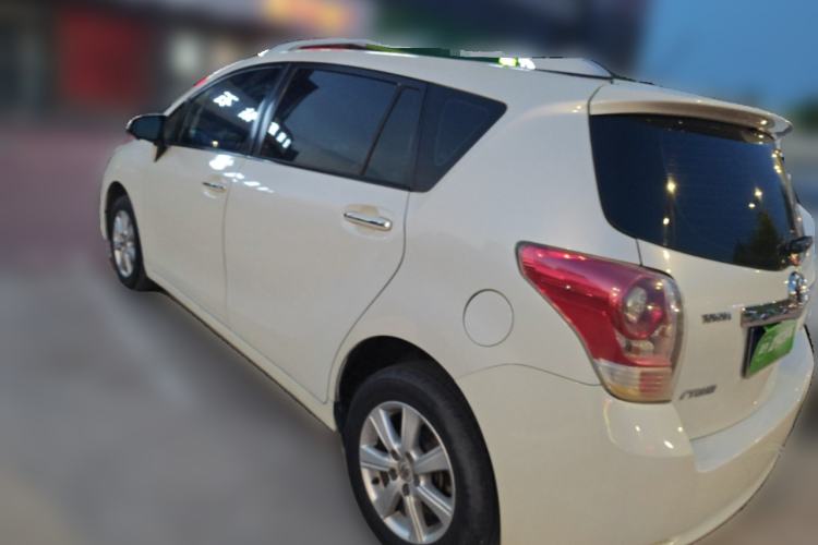 Used Toyota Verso 2014 Starlight 180E CVT Elite Multi-Function Edition
