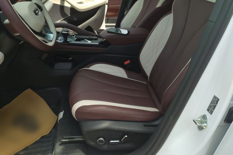 Used Geely Auto Monjaro L 2021 2.0TD DCT EVO Two-Wheel Drive Prestige Version Left Front Seat