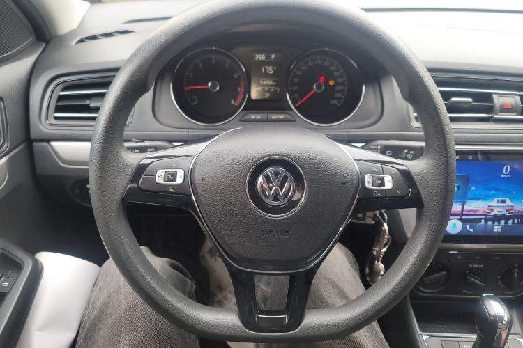 Used Volkswagen Lavida 2019 Lavida Start 1.5L Automatic Comfort Edition China VI Standard Steering Wheel