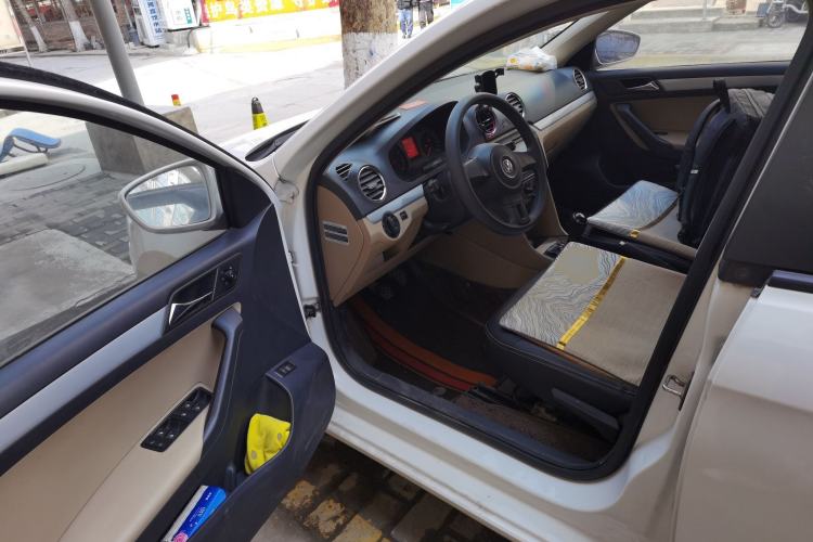 Used Volkswagen Jetta 2015 1.6L Manual Comfort Model