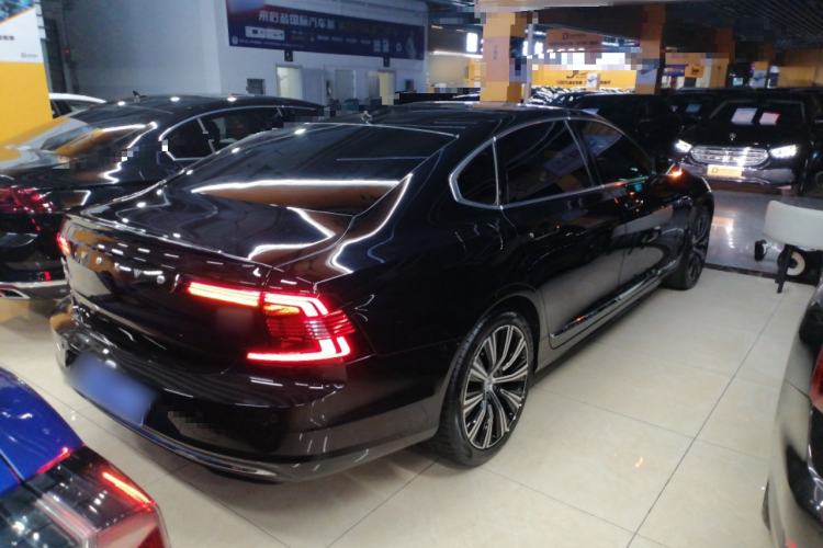 Used Volvo S90 2024 B5 Zhiyuan Luxury Edition
