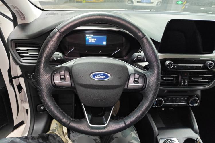 Used Ford Focus 2020 Sedan EcoBoost 180 Automatic Trend Edition Steering Wheel