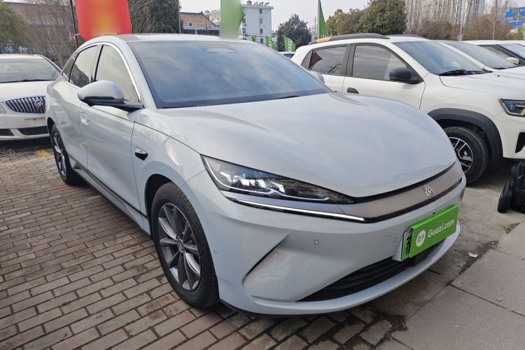 Used BYD Qin L 2025 EV 470KM Leading Edition Front Right 45 Deg