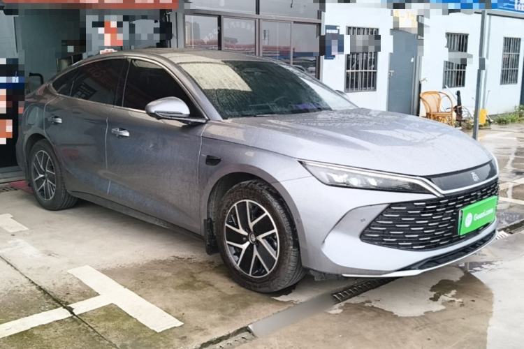 Used BYD Qin L 2025 DM-i Smart Drive 120KM Superior Model
