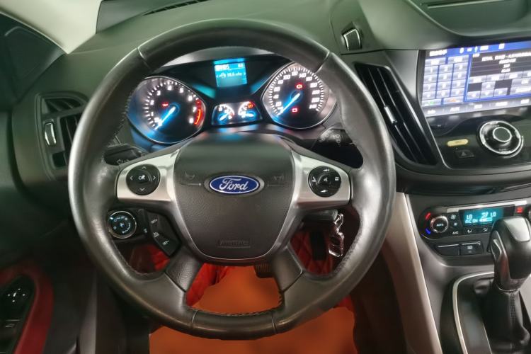Used Ford Kuga 2013 1.6L GTDi Two-Wheel-Drive Trend Model Steering Wheel