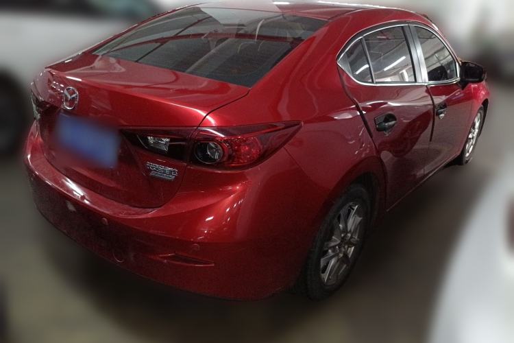 Used Mazda 3 Axela 2016 Sedan 1.5L Automatic Comfort Model
