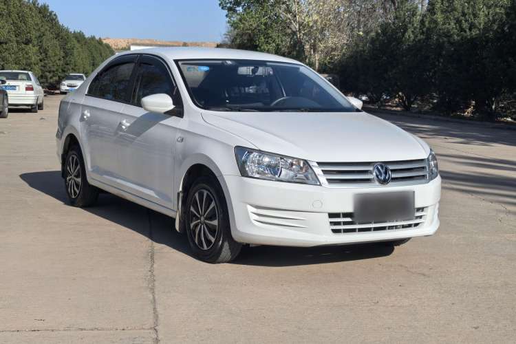 Used Volkswagen Santana 2015 1.4L Manual Fashion Edition Exterior 2