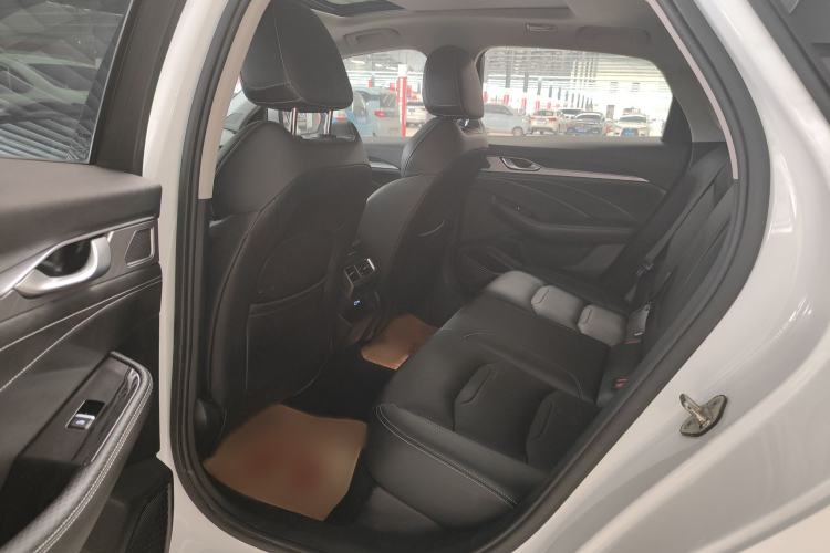 Used Geely Auto Preface 2021 2.0TD Luxury Version Interior 4