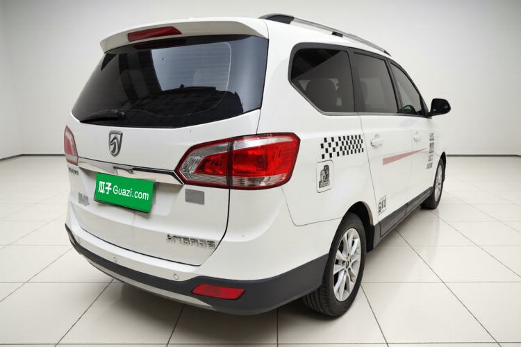 Used Baojun 730 2014 1.5L manual Comfort ESP version 7 seats