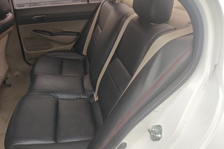 Used CIIMO CIIMO 2012 1.8L Automatic