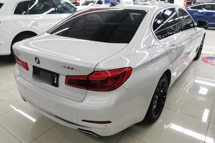 Used BMW 5 Series New Energy 2020 530Le Luxury Package Rear Right 45 Deg