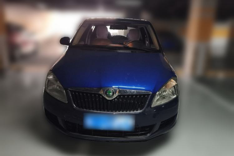 Used Skoda Fabia 2012 1.4L Automatic Crystal Edition
