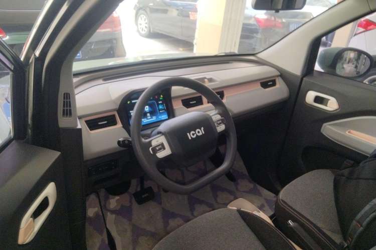 Used Chery New Energy QQ Ice Cream 2022 170km Sundae Phosphate Lithium-Ion