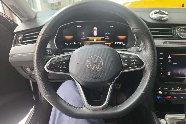 Used Volkswagen Magotan 2023 2 Million Units Limited Edition 330TSI DSG Leading Version Steering Wheel