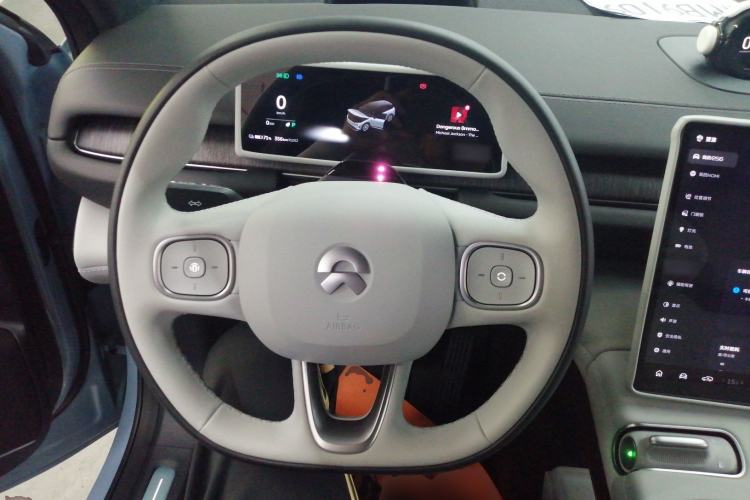 Used Nio ES6 2024 75 kWh
