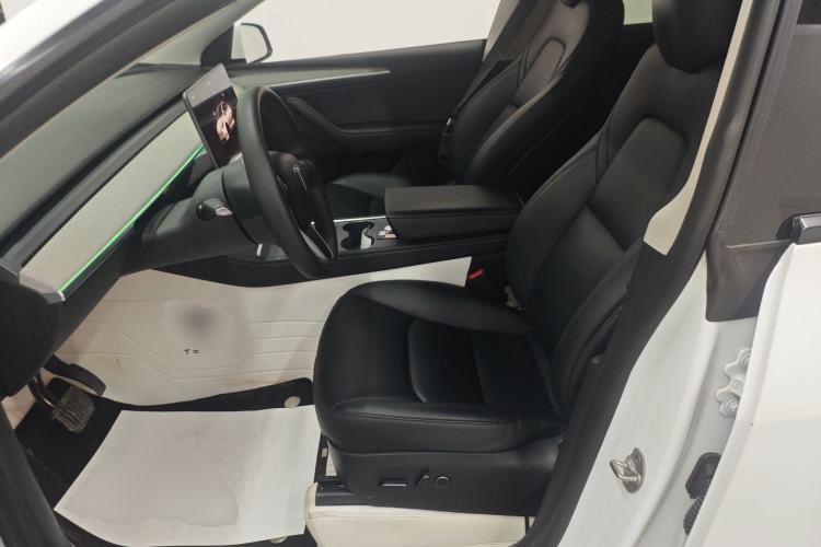 Used Tesla Model Y 2024 Rear-Wheel-Drive Version Left Front Seat