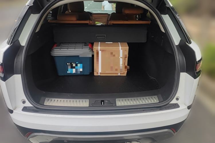 Used Land Rover Range Velar 2019 250 PS