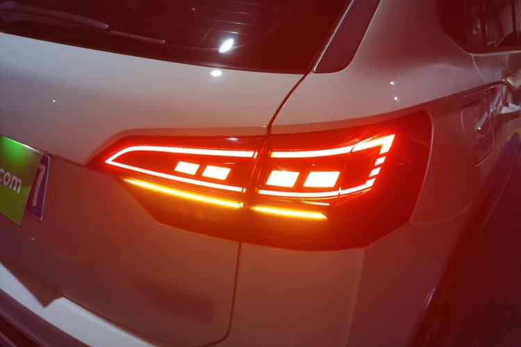 Used Volkswagen Tayron 2020 330TSI Two-Wheel Drive Luxury Smart Connectivity Version
