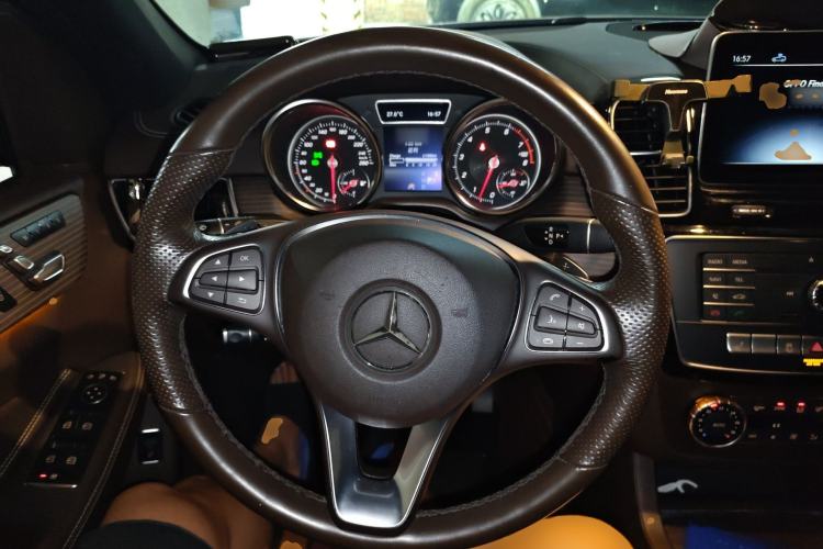 Used Mercedes-Benz GLE 2018 GLE 400 4MATIC Exclusive Edition
