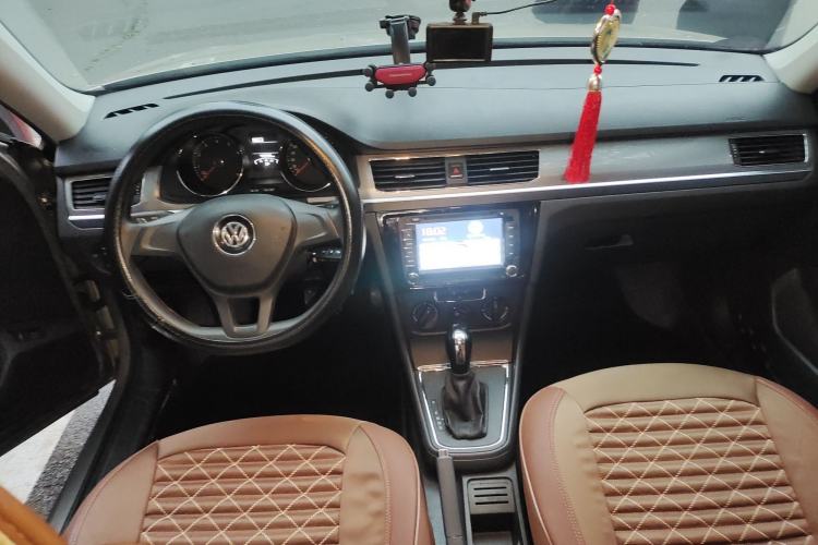 Used Volkswagen Bora 2016 1.6L Automatic Fashion Model
