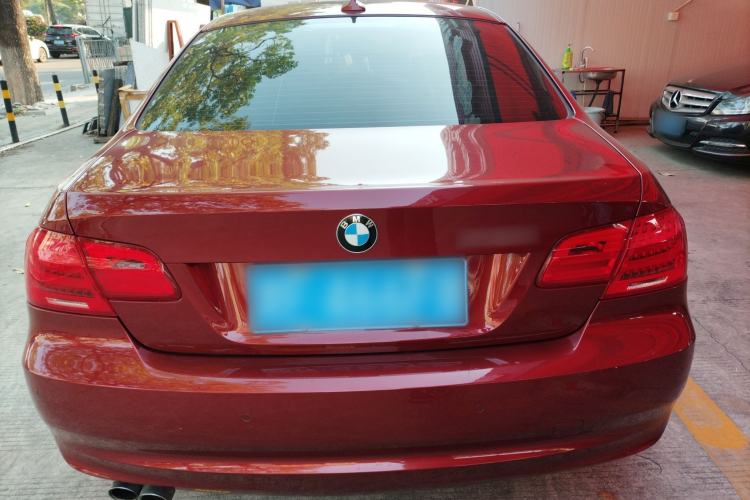 Used BMW 3 Series 2009 330i two-door coupe