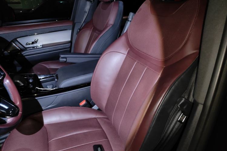 Used Land Rover Range Sport 2023 400PS Dynamic SE Left Front Seat