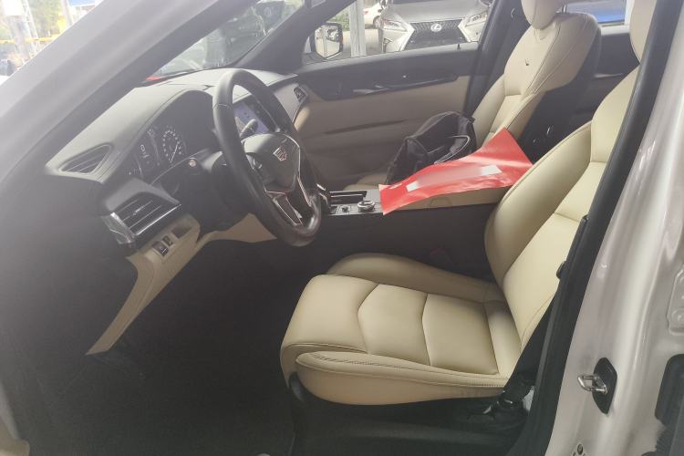 Used Cadillac CT6 2019 28T Fashion Edition Left Front Seat