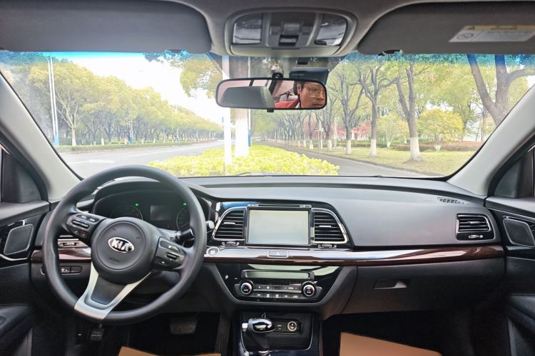 Used Kia K4 2014 1.8L Automatic GLS