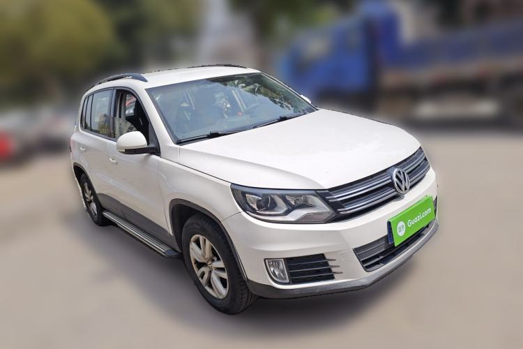 Used Volkswagen Tiguan 2016 300TSI Automatic Two-Wheel Drive Trend Edition Front Right 45 Deg