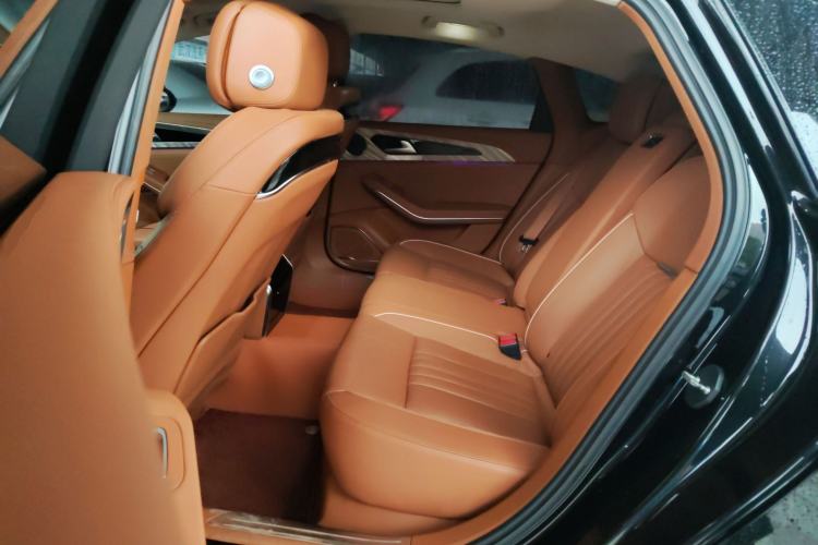 Used Hongqi H9 2022 2.0T Smart Connect Flagship Edition
