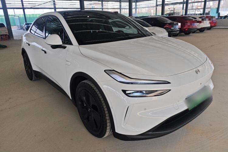 Used ONVO L60 2024 60 kWh Rear-Drive Version