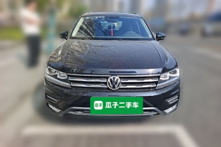 Used Volkswagen Tiguan L 2017 330TSI Automatic Two-Wheel Drive Luxury Edition
