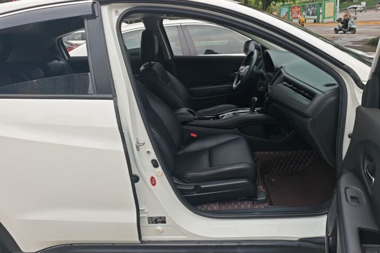 Used Honda Vezel 2017 1.8L CVT 2WD Elite Model
