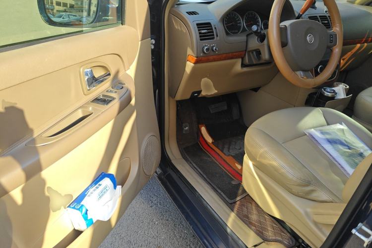 Used Buick GL8 2011 2.4L LT Executive Edition Driver Seat