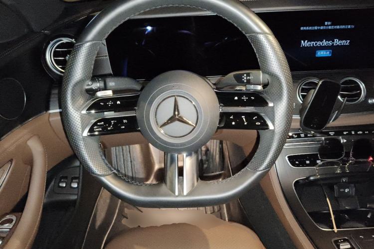 Used Mercedes-Benz E-Class New Energy 2021 E 350 e L Plug-in Hybrid Sports Sedan
